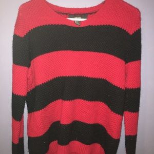 🖤 Red/black stripped sweater ❤️